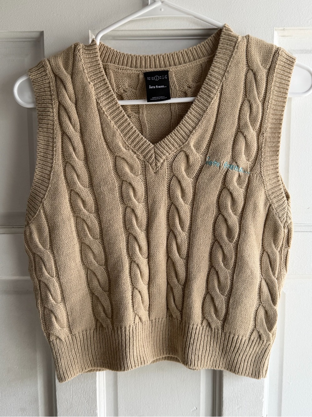 Cable Knit V-Neck Sweater Vest in Beige by Zara Trafaluc